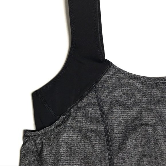 Lululemon Drawstring Bottom Top + Built-in Bra EUC - Picture 4 of 5